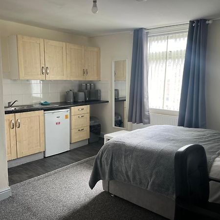 Studio Flat 7 With Private Shower & Wc Hotel Nottingham Luaran gambar