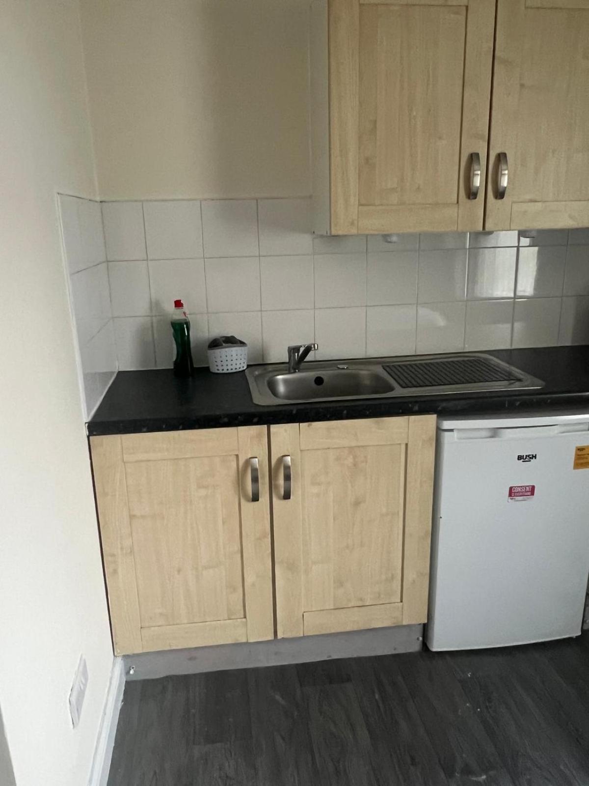 Studio Flat 7 With Private Shower & Wc Hotel Nottingham Luaran gambar