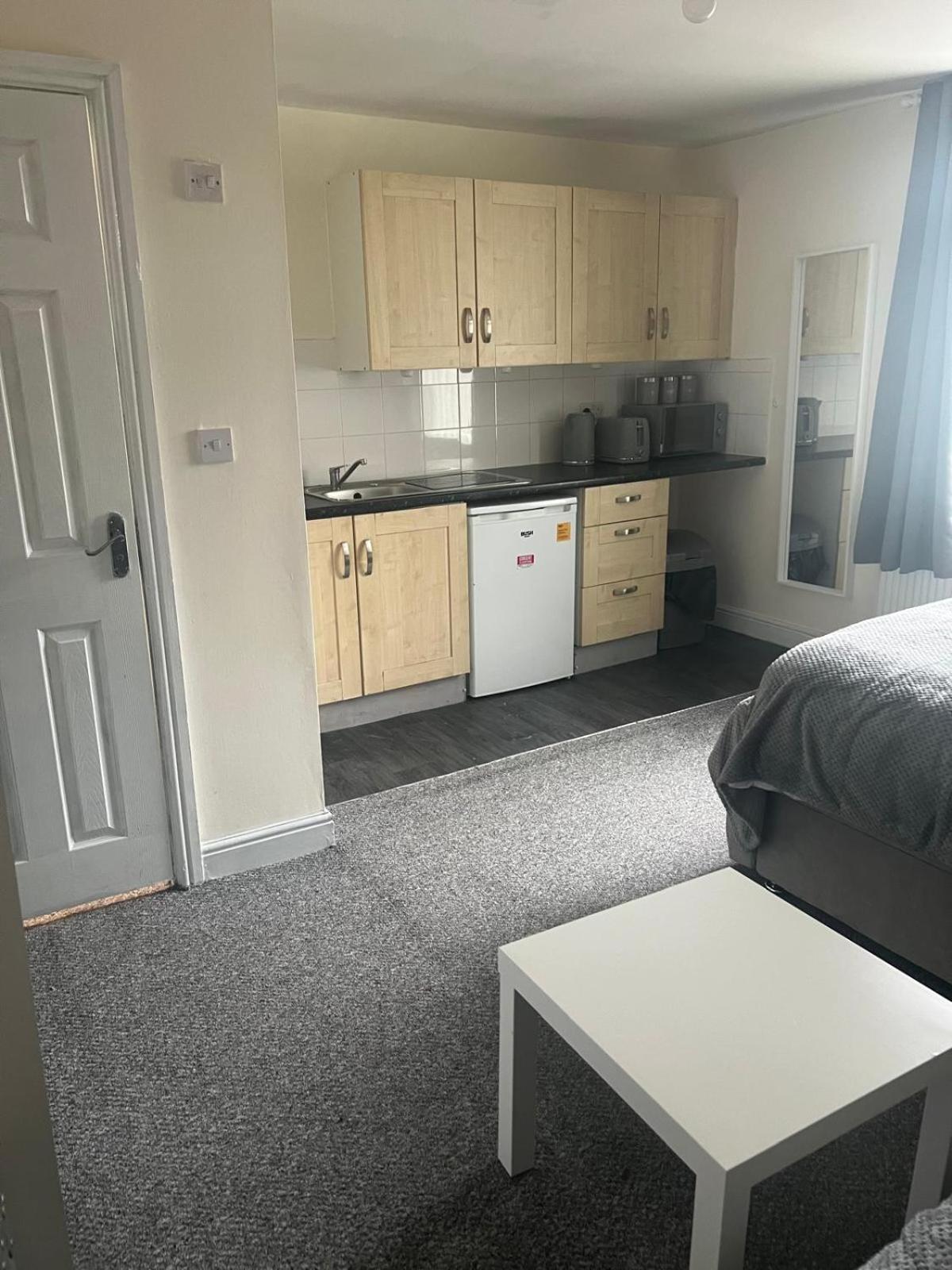 Studio Flat 7 With Private Shower & Wc Hotel Nottingham Luaran gambar