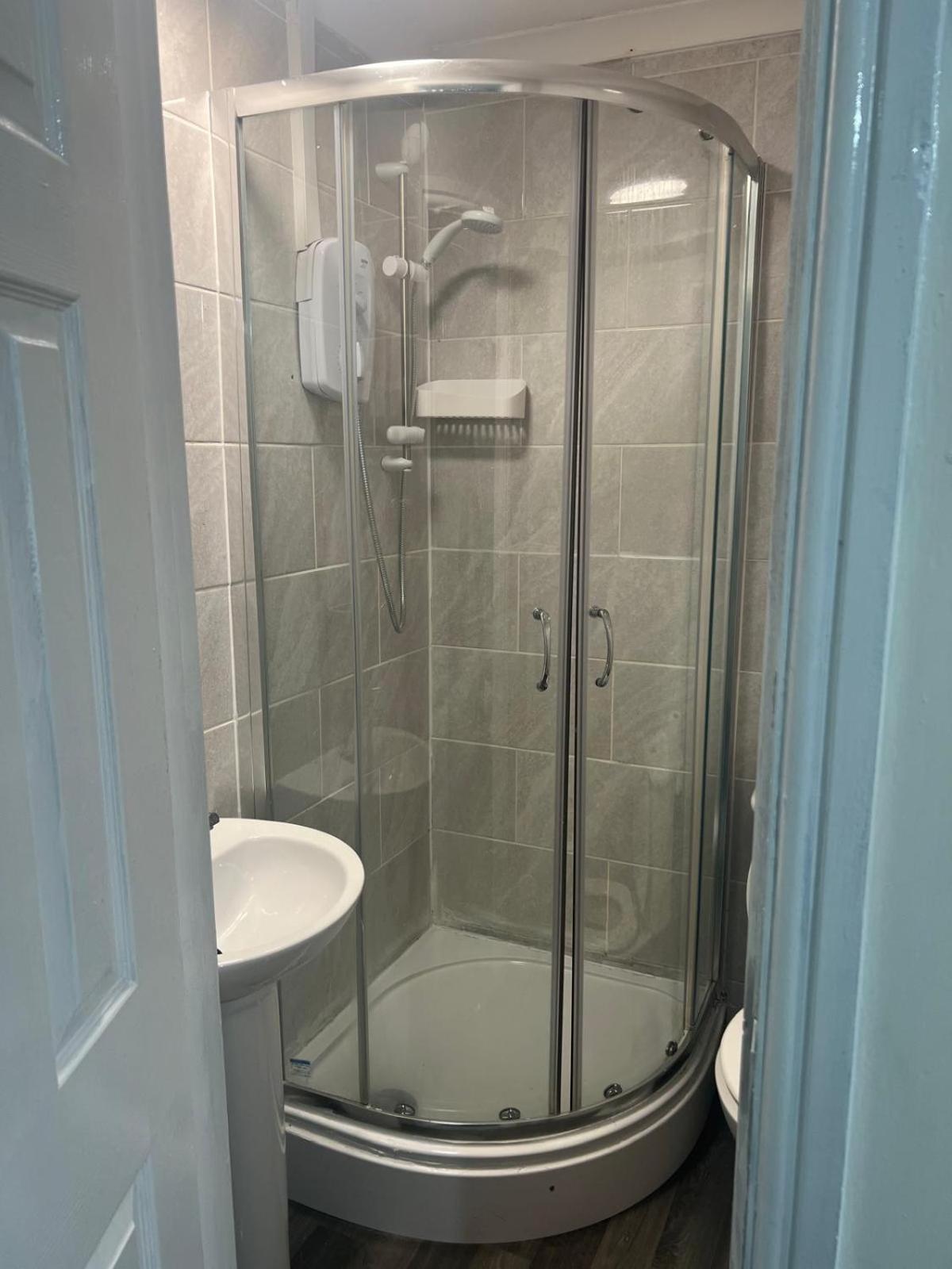 Studio Flat 7 With Private Shower & Wc Hotel Nottingham Luaran gambar